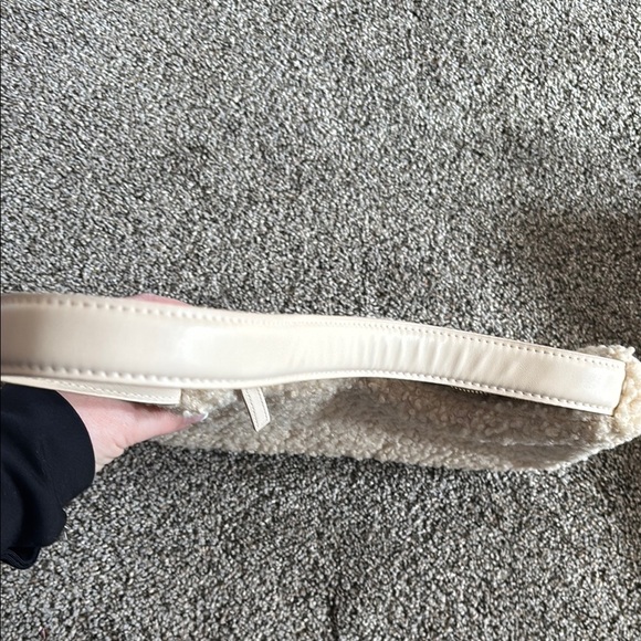 Cream Sherpa Shoulder Bag - Picture 2 of 4